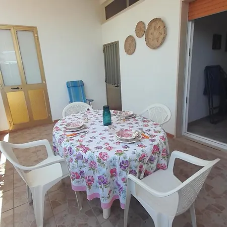 Posto Rosso Del Salento Torre San Giovanni Ugento
